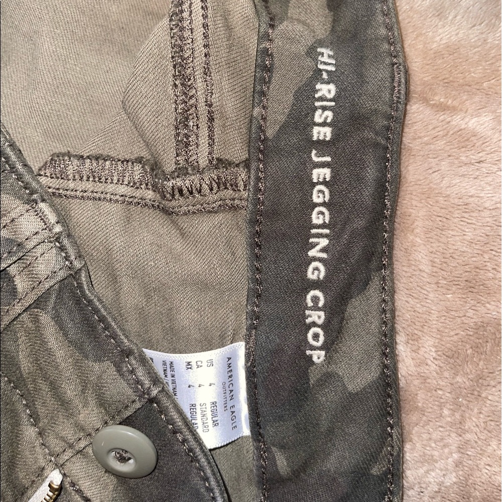 American Eagle High-Waisted Camo Cropped Jeggings